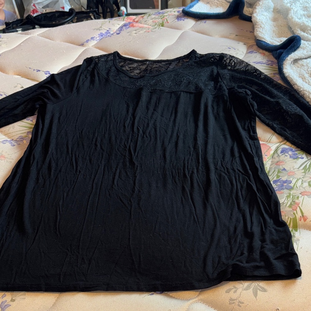 Torrid Black Lace Sleeve Top 2X Plus Size Women’s Shirt